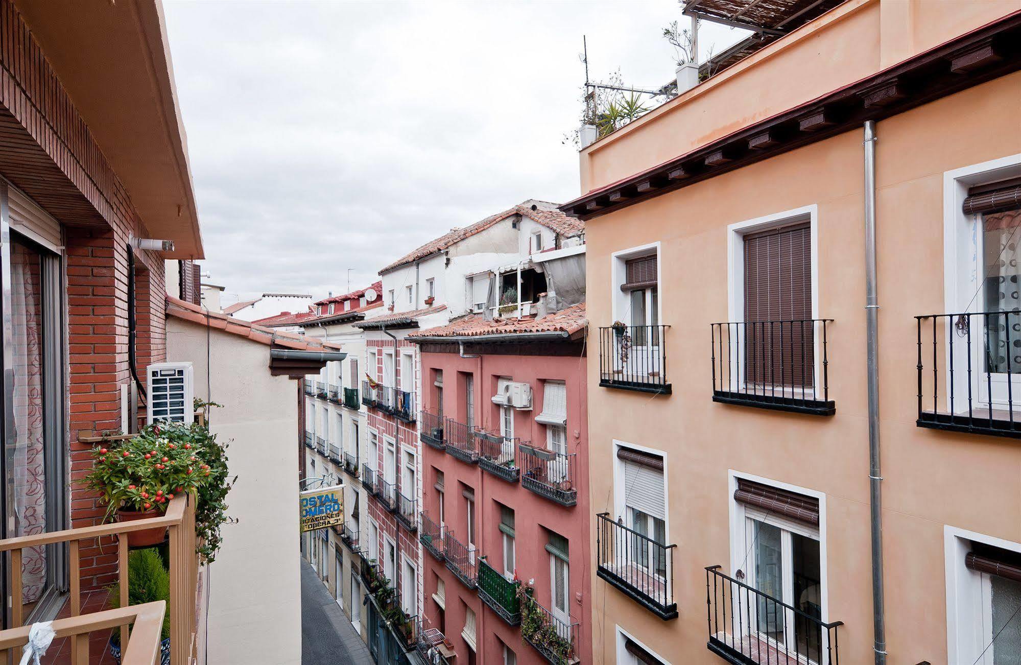Apartamentos Aqui Me Quedo Madri Exterior foto
