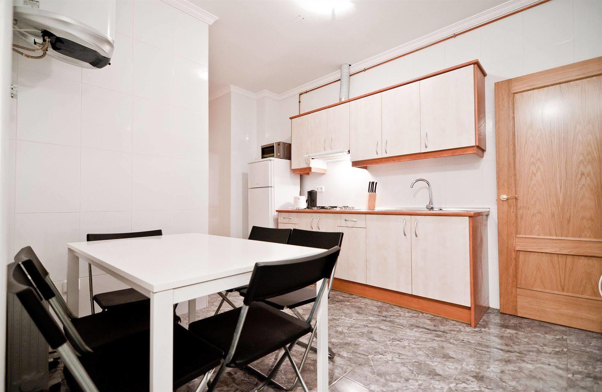 Apartamentos Aqui Me Quedo Madri Exterior foto