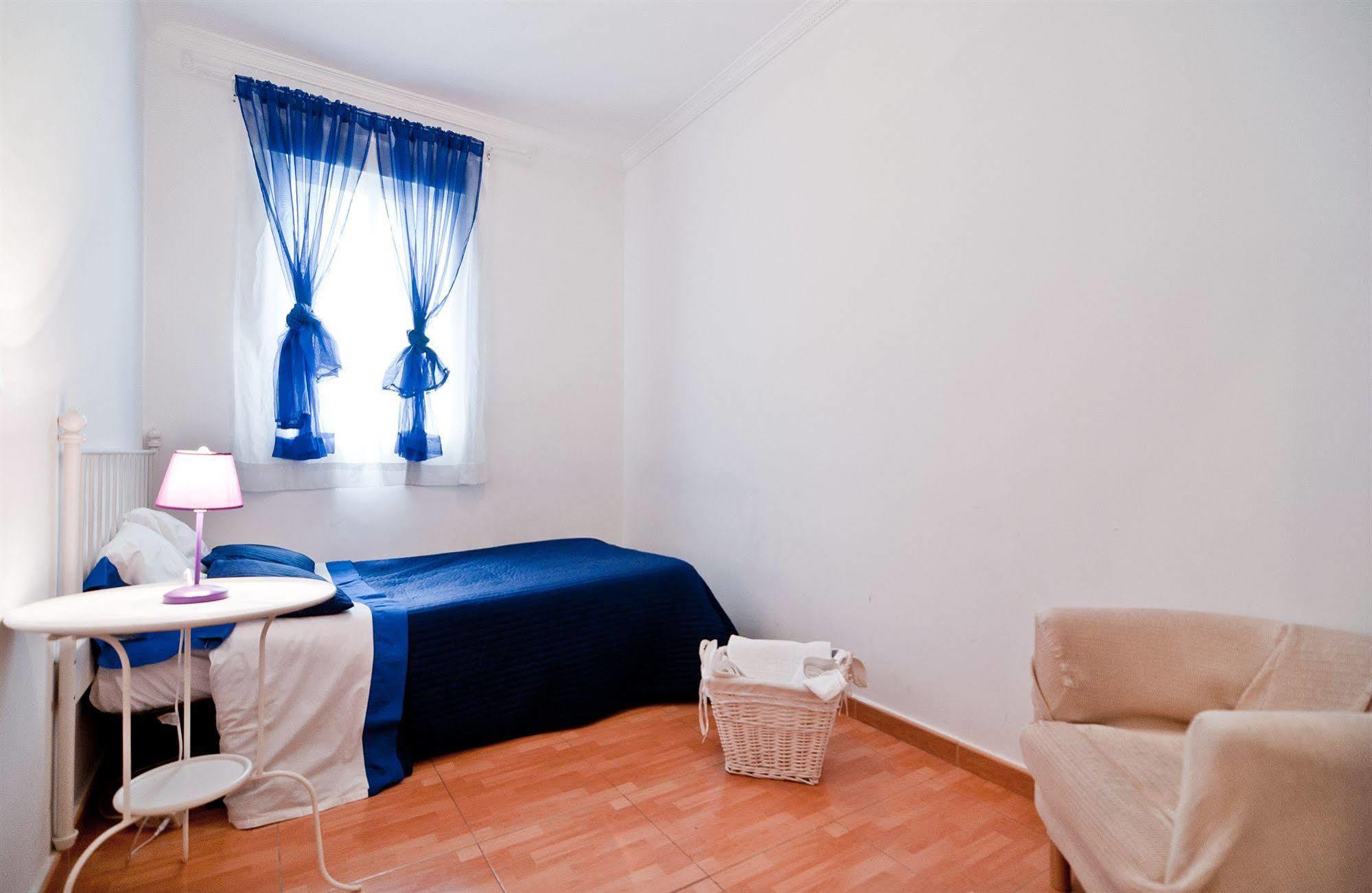 Apartamentos Aqui Me Quedo Madri Exterior foto